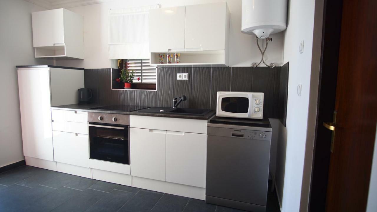 Apartmani Laura Τρογκίρ Εξωτερικό φωτογραφία