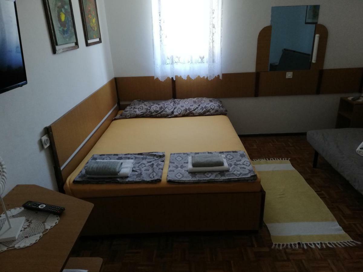 Apartmani Laura Τρογκίρ Εξωτερικό φωτογραφία