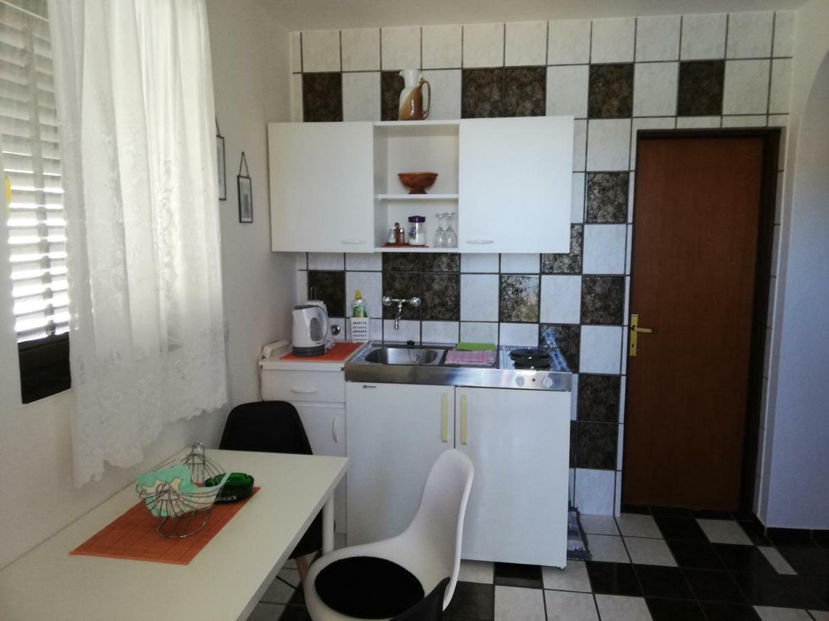 Apartmani Laura Τρογκίρ Εξωτερικό φωτογραφία