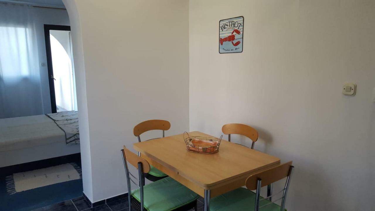 Apartmani Laura Τρογκίρ Εξωτερικό φωτογραφία