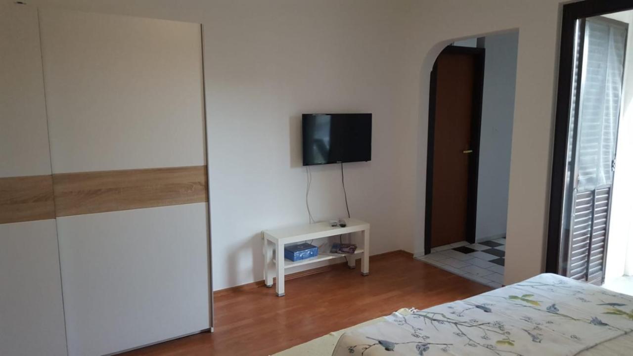 Apartmani Laura Τρογκίρ Εξωτερικό φωτογραφία